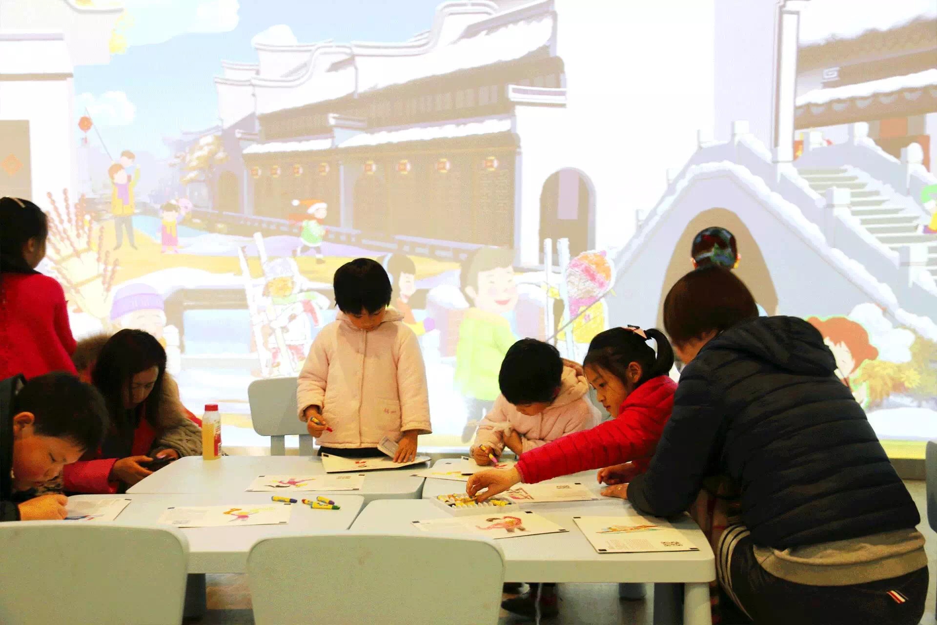 畫(huà)畫(huà)水族館